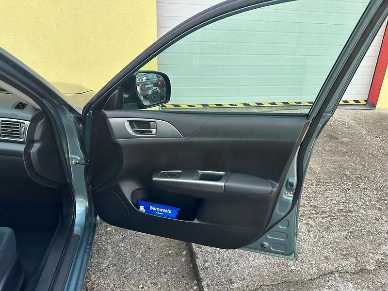 Subaru Impreza 1.5i 79kW/2xPNEU/ESP - fotka 19 z 23