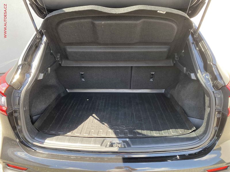 Nissan Qashqai (2017) 1.6 dCi, N-Connecta, AT, TZ - fotka 7 z 17