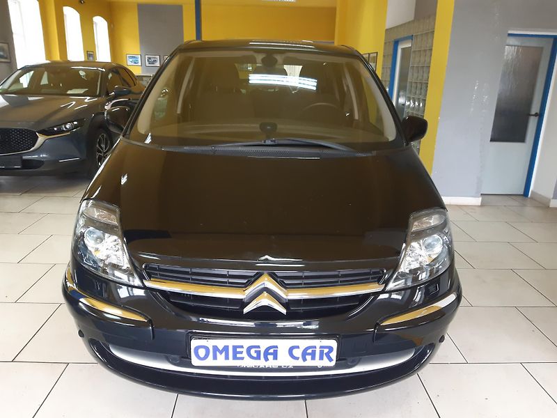 Citroën C8 2.0 HDI DIGIKLIMA NAVI TAŽNÉ - fotka 2 z 24