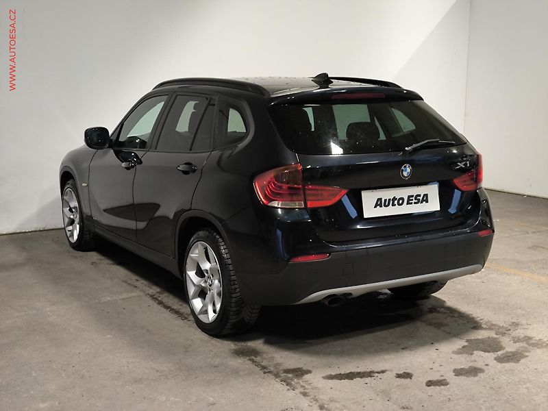 BMW X1 (2010) 2.0d xDrive20d, Navi, bixen - fotka 4 z 16