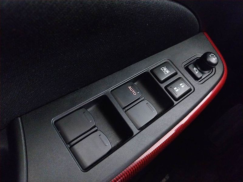 Suzuki Swift (2021) 1.4 BoosterJet Sport, Navi - fotka 17 z 17