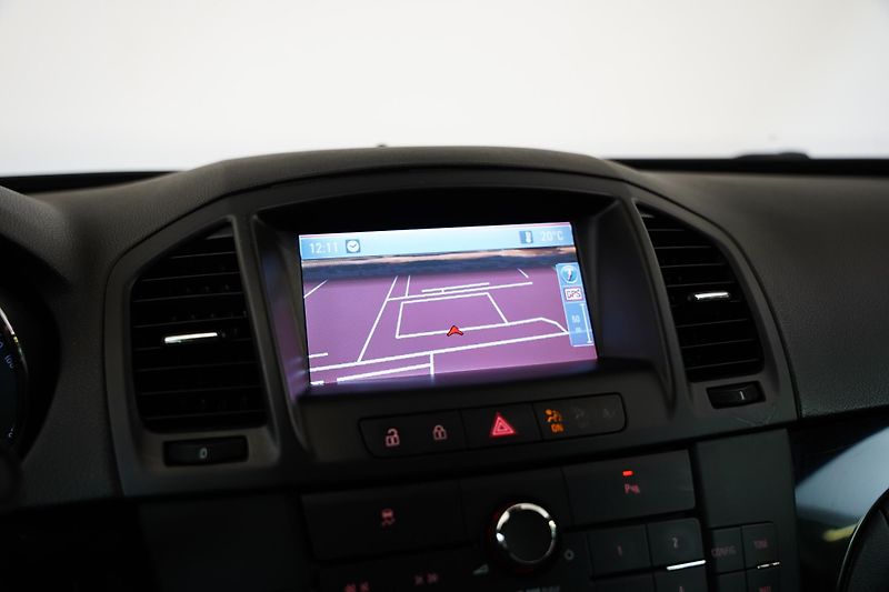 Opel Insignia - fotka 18 z 23