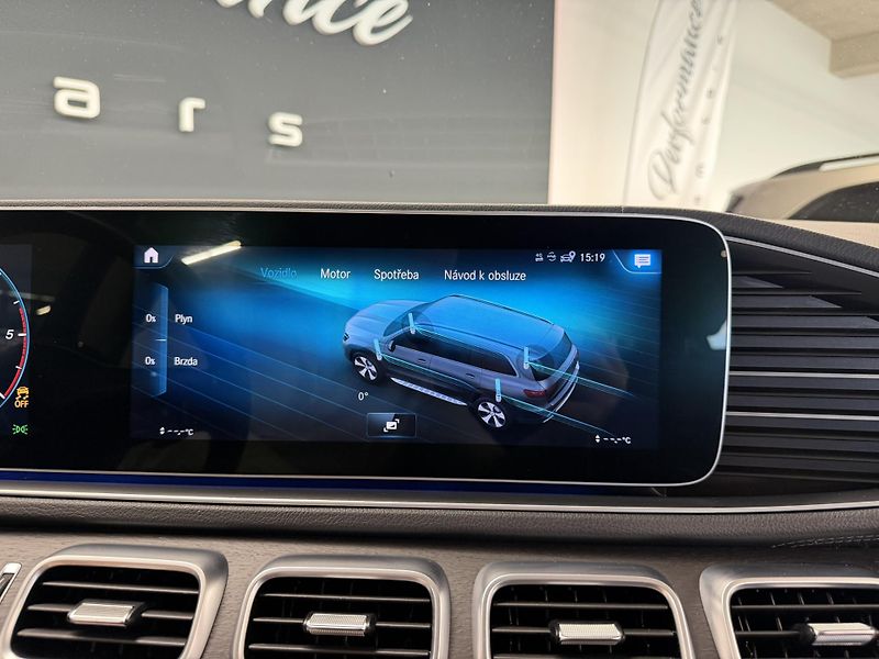 Mercedes-Benz GLS (2019) GLS 400d 4Matic AMG Line - fotka 74 z 111