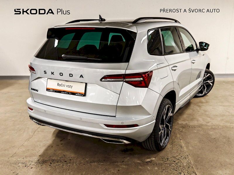 Škoda Karoq (2025) 1.5 TSI 110 kW DSG Sportline - fotka 2 z 30