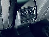 Škoda Karoq (2025) 1.5TSI*SPORT*360*5.LET.ZÁR - náhled 36