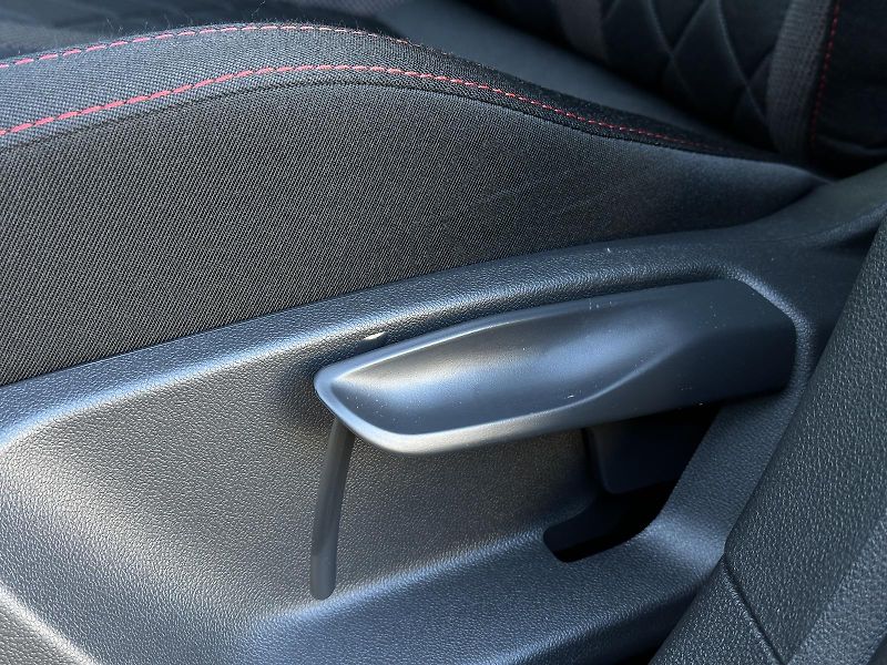Škoda Octavia RS 2.0 TSi 180kW Matrix-LED V. - fotka 14 z 52
