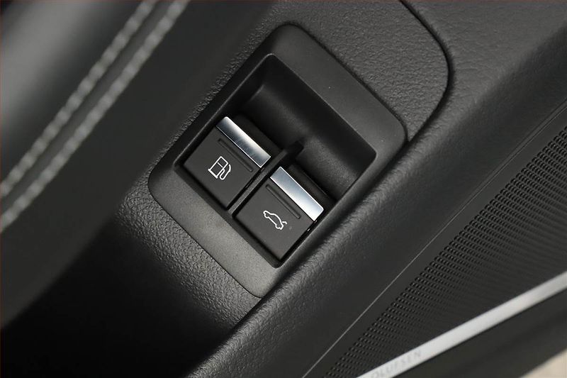Audi A6 (2022) 55 TFSI e - fotka 11 z 20