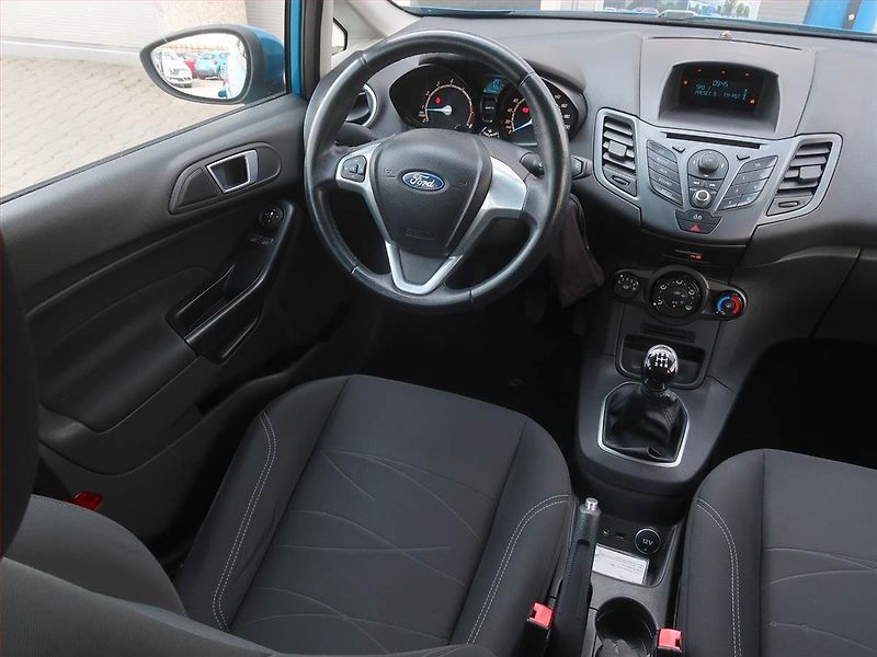 Ford Fiesta (2013) 1.25 - fotka 7 z 16