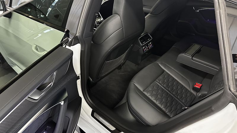 Audi RS 7 V8 4.0 / STAV NOVÉHO VOZU - fotka 14 z 54