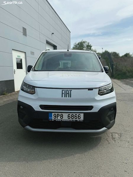 Fiat Dobló Panorama 1.5 blueHD - fotka 2 z 10