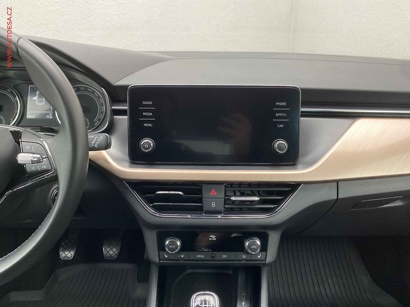 Škoda Scala (2022) 1.5 TSi, 1.maj,ČR, Style - fotka 12 z 19