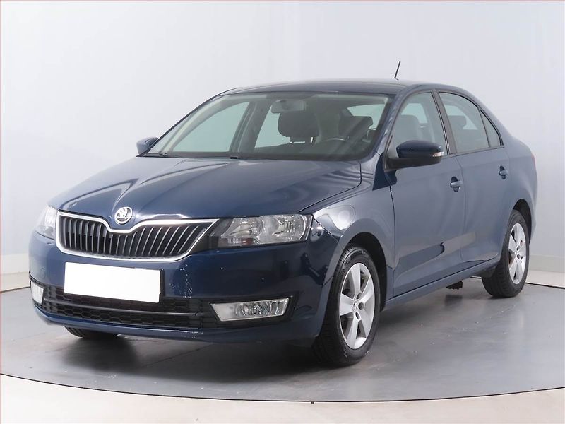 Škoda Rapid (2017) Ambition 1.2 TSI, Serv.kniha - fotka 2 z 17