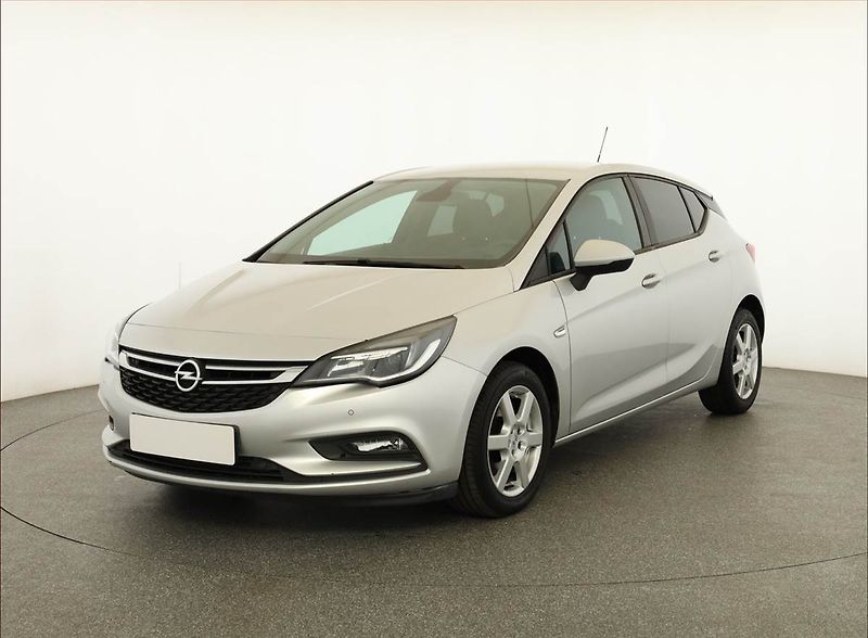 Opel Astra (2016) 1.6 CDTI, Serv.kniha, Tempomat - fotka 2 z 19
