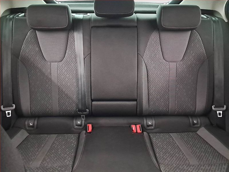 Škoda Octavia (2023) Style 2.0 TDI - fotka 10 z 22