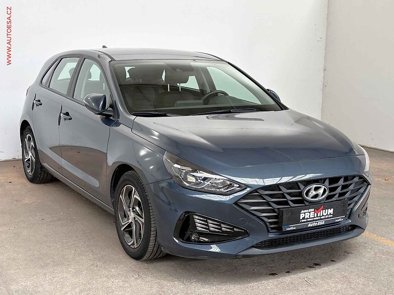 Hyundai i30 (2023) 1.0 T-GDi, 2.maj,ČR, servis - fotografie inzerátu