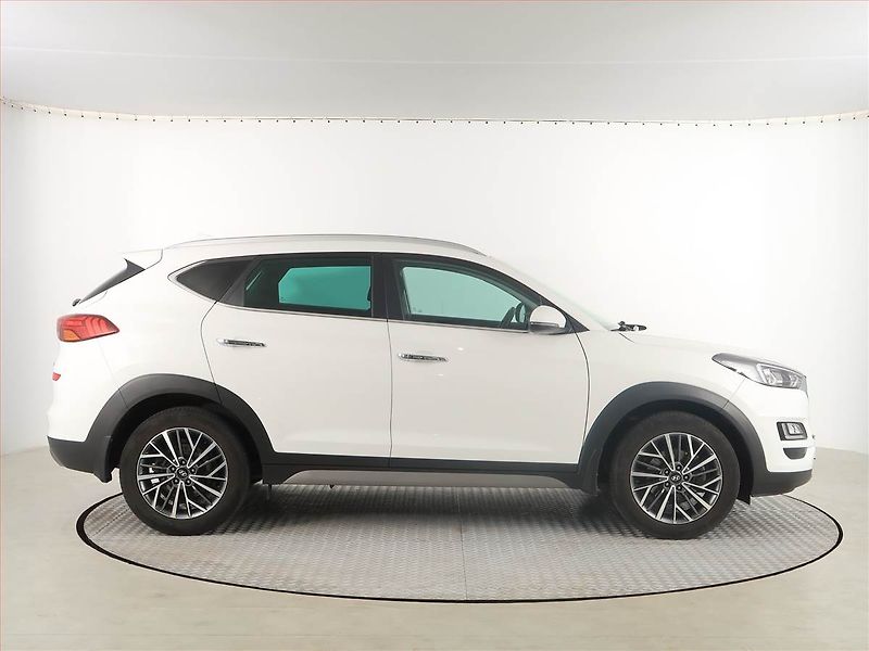 Hyundai Tucson (2019) Style 1.6 T-GDI - fotka 6 z 19