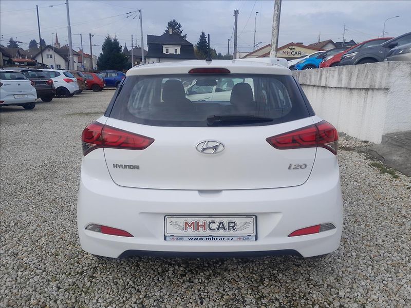 Hyundai i20 FC 1,2i 55kW - fotka 6 z 48