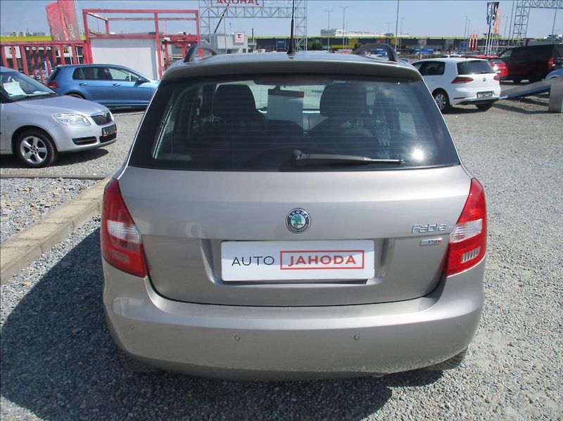 Škoda Fabia 1,2 TSI,77kW,DSG,klima,servis, - fotka 6 z 35