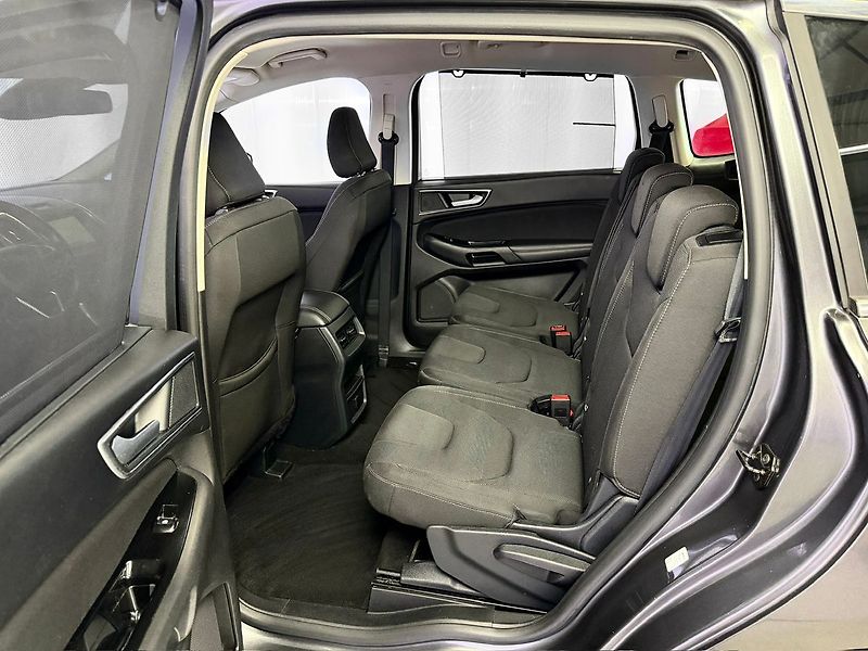 Ford S-MAX 2.0TDCi 140KW A/T TITANIUM, EL - fotka 12 z 27