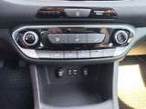 Hyundai i30 1.4i/73kW Trikolor Komfort - náhled 15