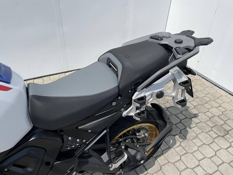 BMW (2026) R 1300 GS ADVENTURE - fotka 9 z 12