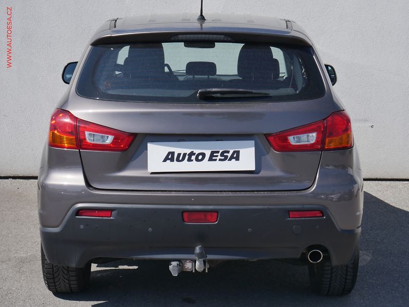 Mitsubishi ASX (2012) 1.6 MiVEC, ČR, AC, tažné - fotka 5 z 18