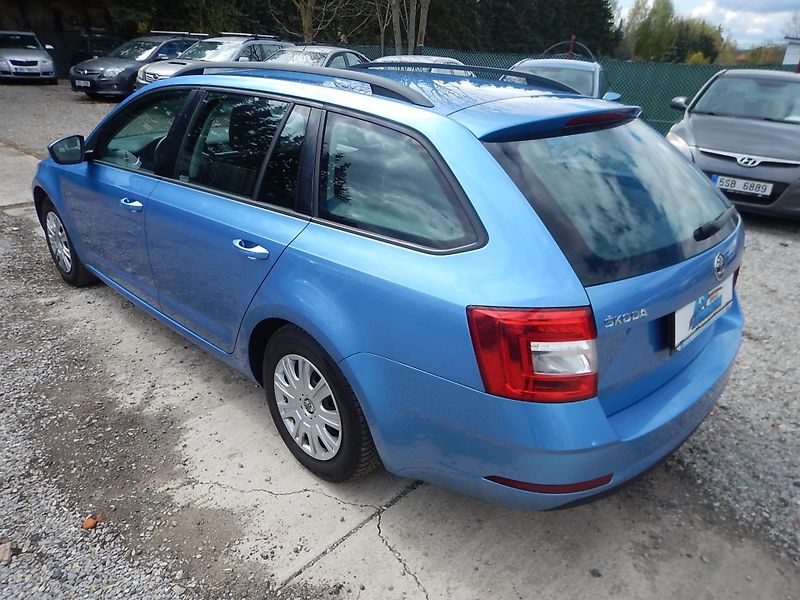 Škoda Octavia III 1.6 TDI, ČR, KLIMA - fotka 6 z 28