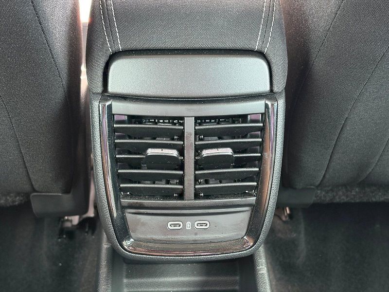 Škoda Kamiq (2025) 1.0 TSI / 85kW / SELECTION - fotka 25 z 34