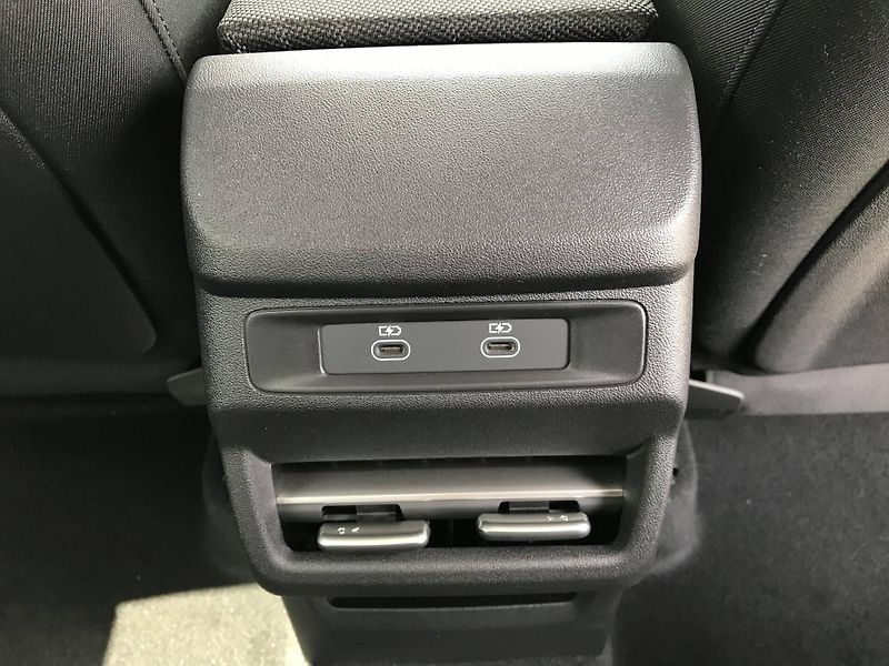 Audi Q3 7STT  1,5 TFSI - fotka 12 z 22