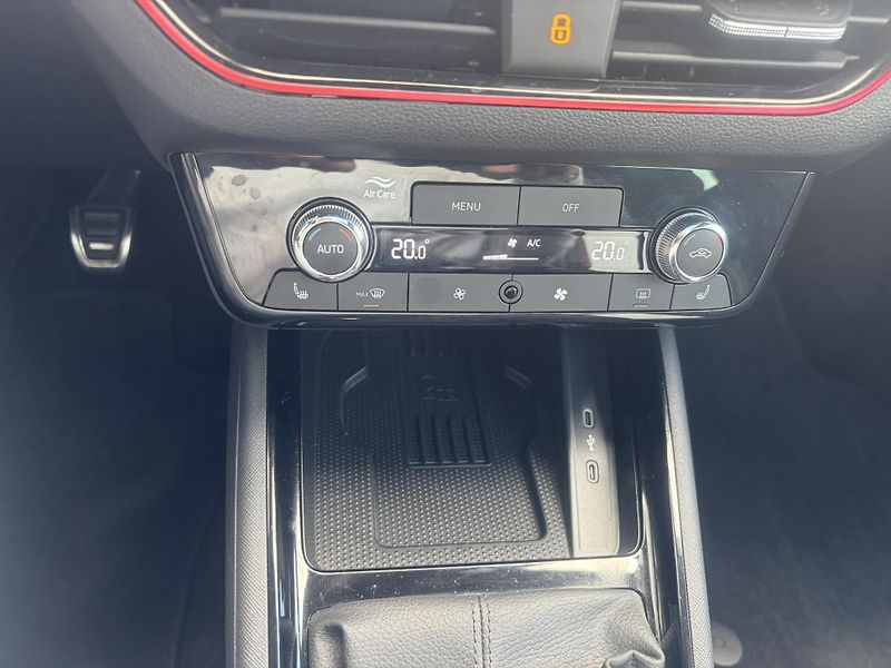 Škoda Kamiq 1.0TSi 85kW Monte Carlo - fotka 14 z 26