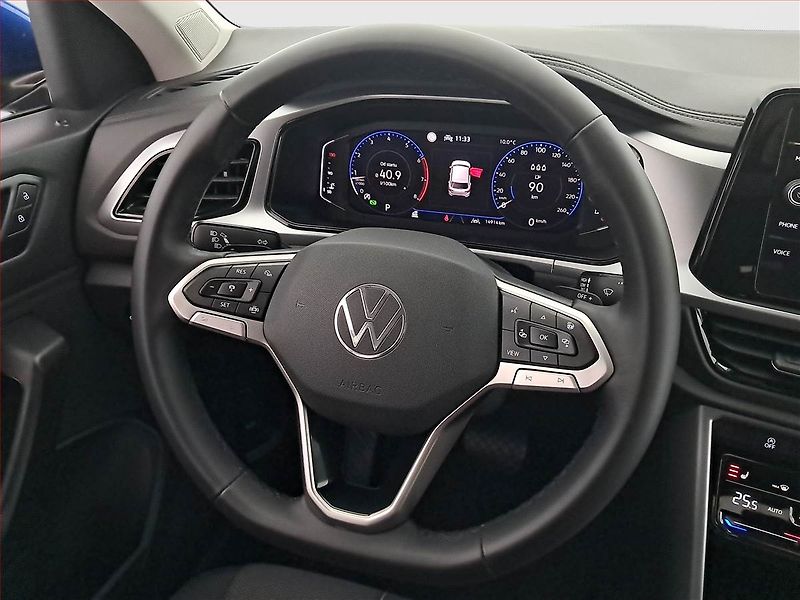 Volkswagen T-Roc (2025) 1.5 TSI - fotka 20 z 20