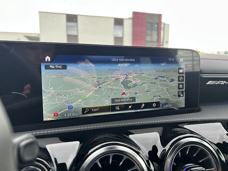 Mercedes-Benz CLA 45 S AMG 4MATIC+ Shooting Brak - fotka 22 z 32