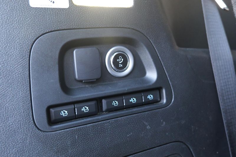 Ford S-MAX 2.0 Kůže Panorama 7 míst Tažné - fotka 51 z 52