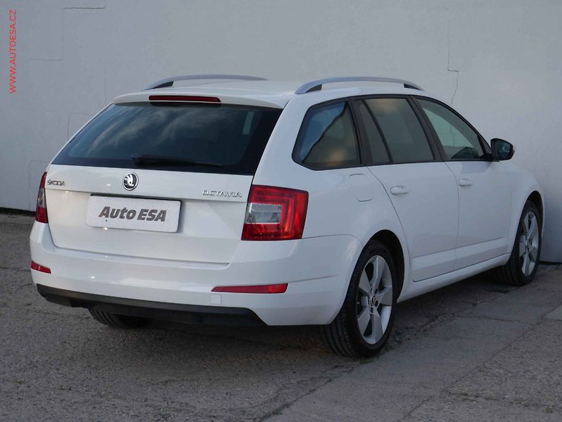 Škoda Octavia (2014) 1.6 TDi, AC - fotka 6 z 16