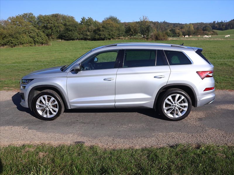 Škoda Kodiaq 2,0 TDI 147kW DSG 4x4 L&K DPH - fotka 4 z 31