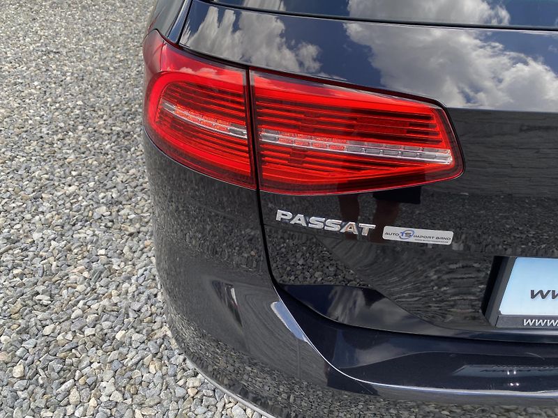 Volkswagen Passat 2.0TDi 150PS DSG 113000TKM!!!! - fotka 38 z 152