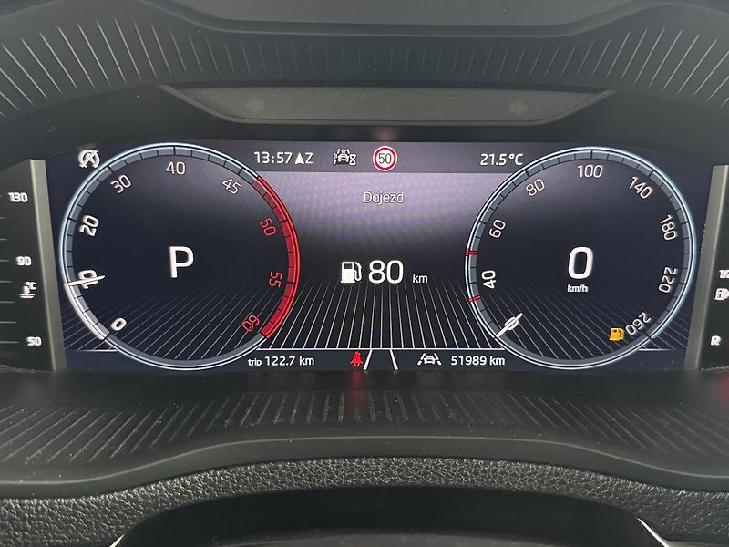 Škoda Karoq (2024) 2,0TDi DSG 4x4 LED TAŽNÉ NAVI - fotka 32 z 37