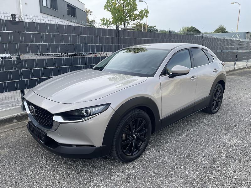 Mazda CX-30 (2022) 2.0 SKYACTIV-X 137kW COSMO 4x4 - fotka 2 z 42