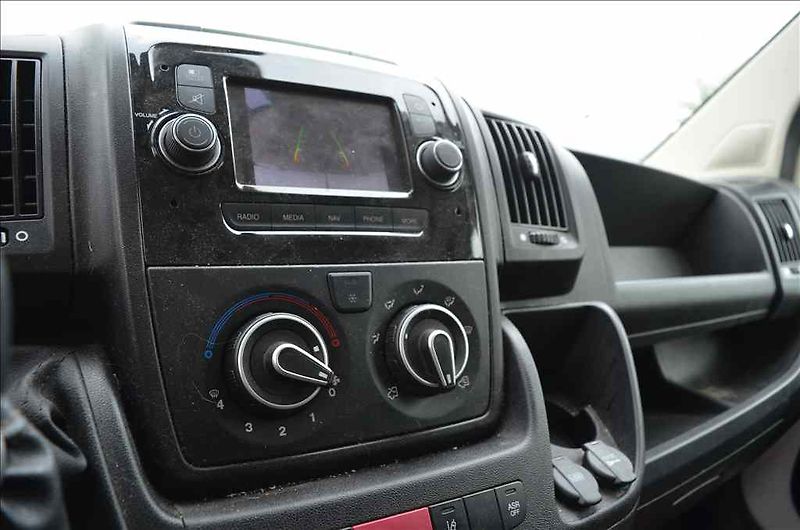 Peugeot Boxer (2020) 2,2 HDI - fotka 18 z 18