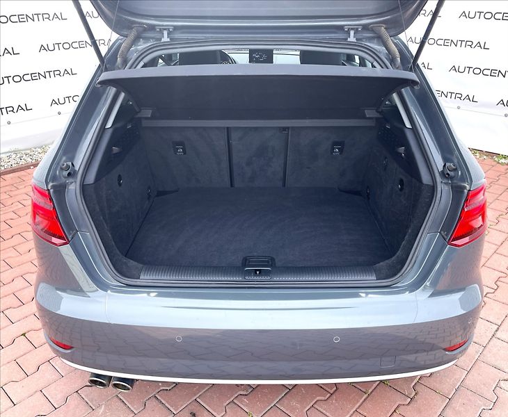 Audi A3 1,4 tsi S-line 110kw S-tronic - fotka 10 z 25