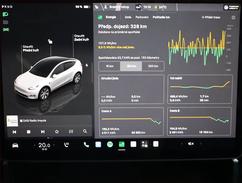 Tesla Model Y (2024) Long Range AWD 79kWh, SoH 95% - fotka 23 z 30
