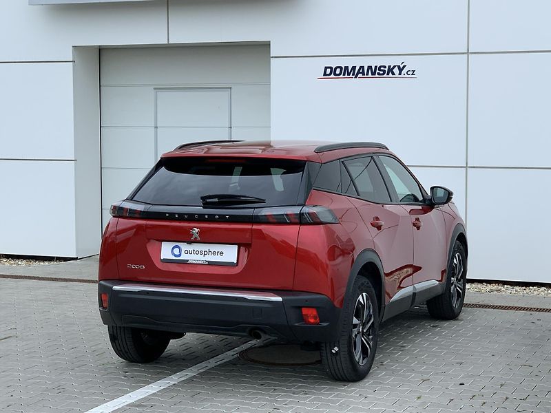 Peugeot 2008 ALLURE 1.2 PureTech 74kW MAN6 - fotka 11 z 33