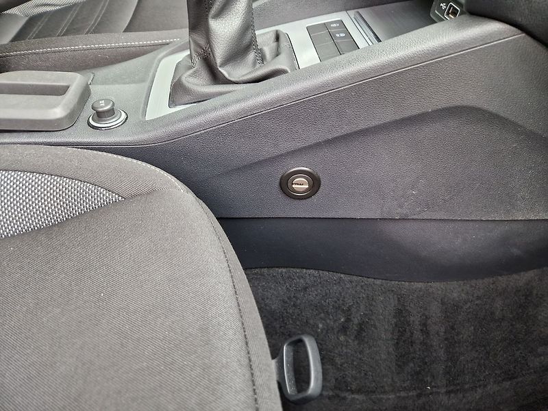 Škoda Octavia 1.6 TDI - fotka 21 z 34