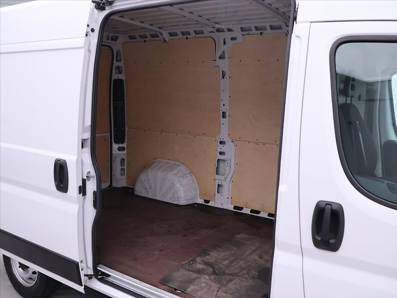 Fiat Ducato 2,2 JTD CZ Klima L2H2 1Maj DPH - fotka 13 z 25