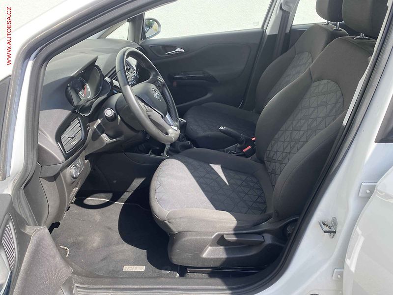 Opel Corsa (2019) 1.4 120, Edition, kamera - fotka 9 z 17