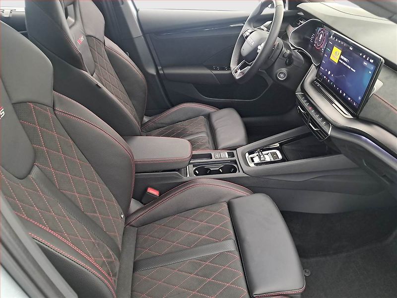 Škoda Octavia (2025) RS 2.0 TSI - fotka 9 z 18