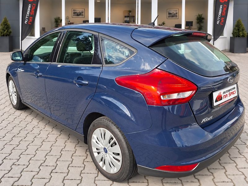 Ford Focus (2016) 1.0EB 74kW TREND -NOVÉ V ČR - fotka 9 z 26