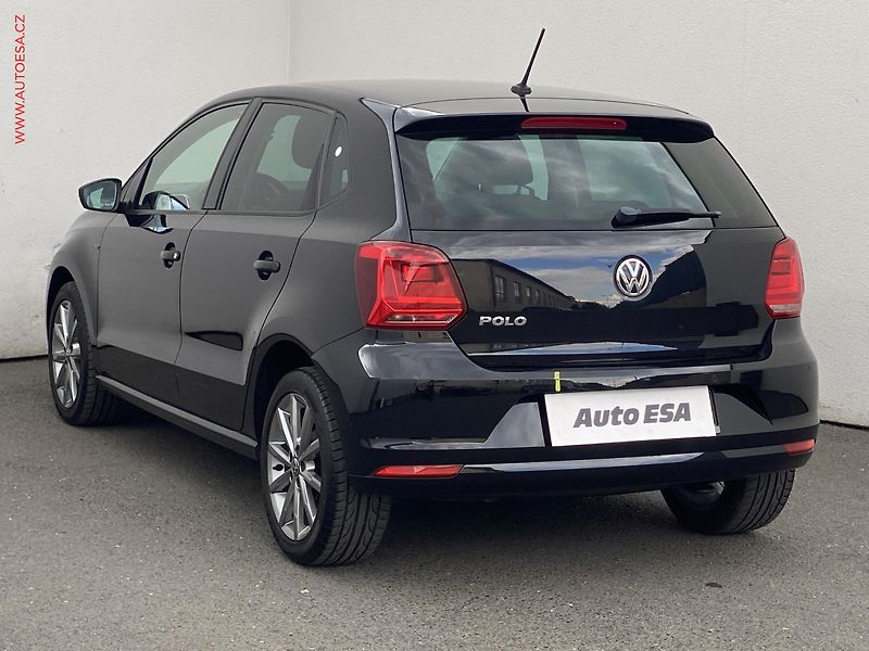 Volkswagen Polo (2014) 1.0 MPi, Fresh, +ALU - fotka 6 z 17