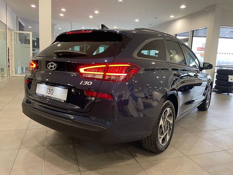 Hyundai i30 (2026) 1,0 T-GDI GO Czech! - fotka 3 z 16