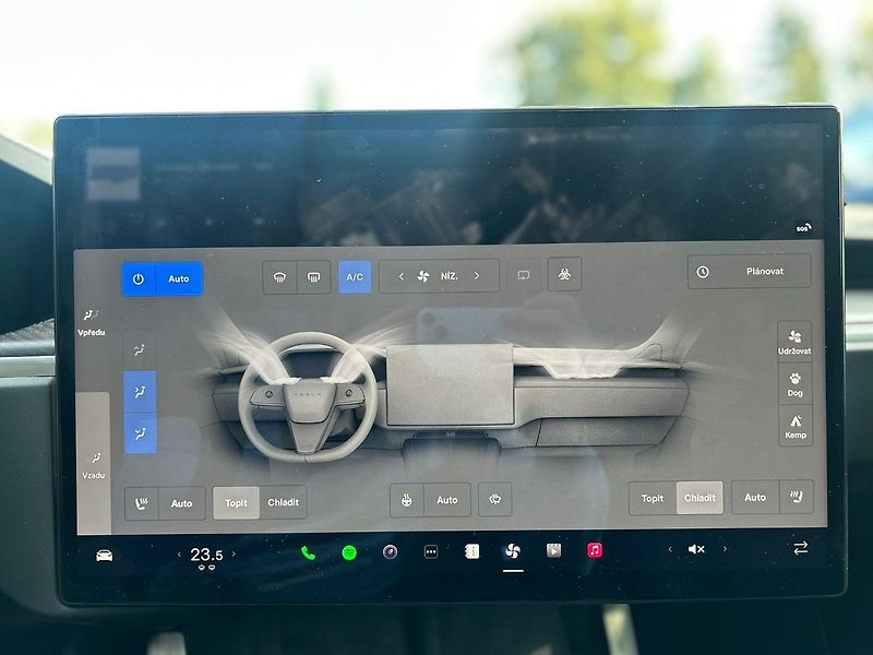 Tesla Model S - fotka 20 z 30